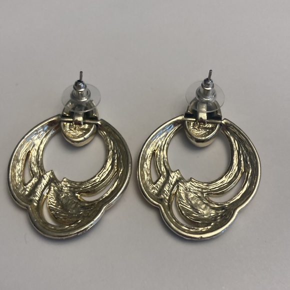 Retro Enamel Silver Tone Earrings - Picture 12 of 14